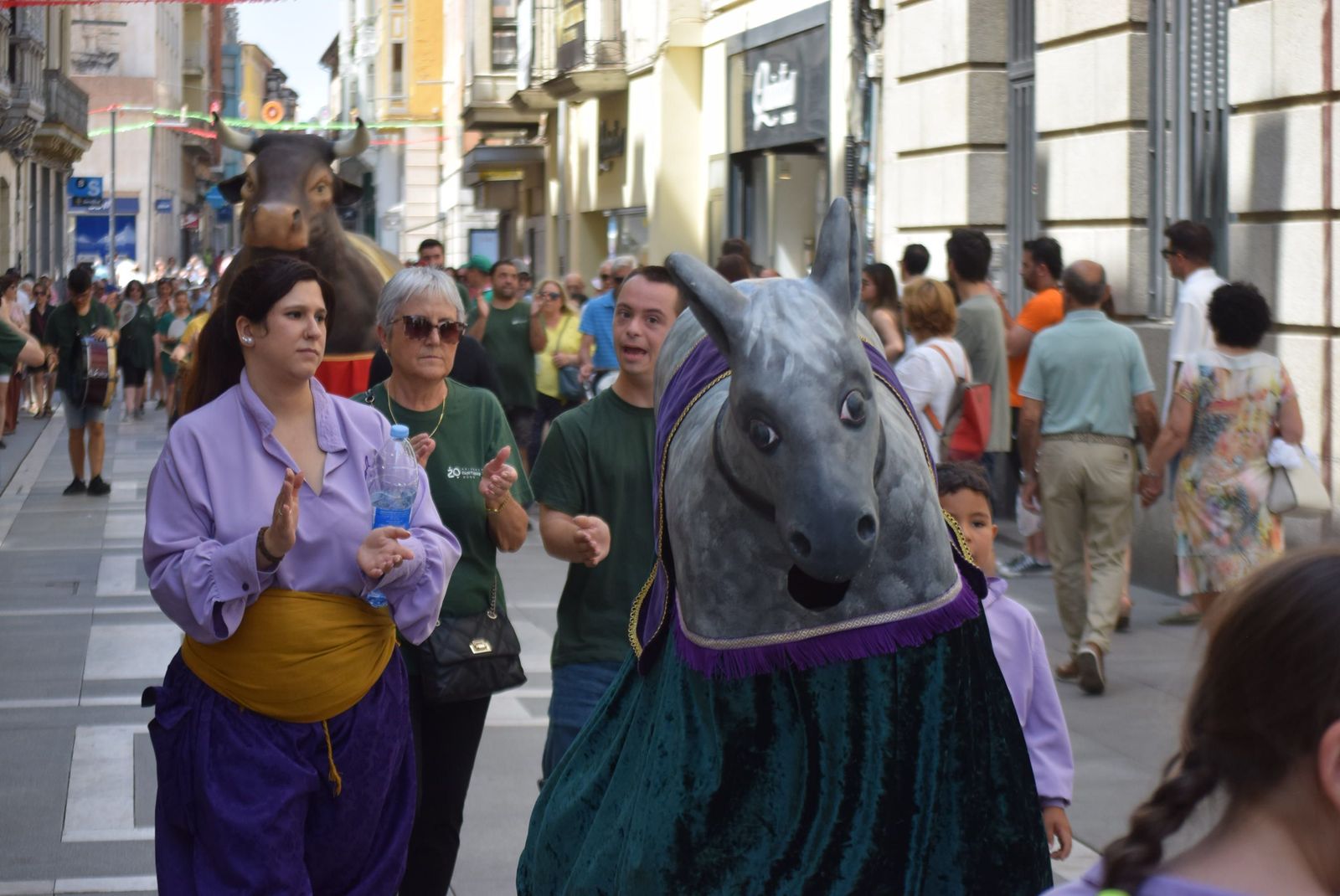 Desfile del Bestiario San Pedro 2025