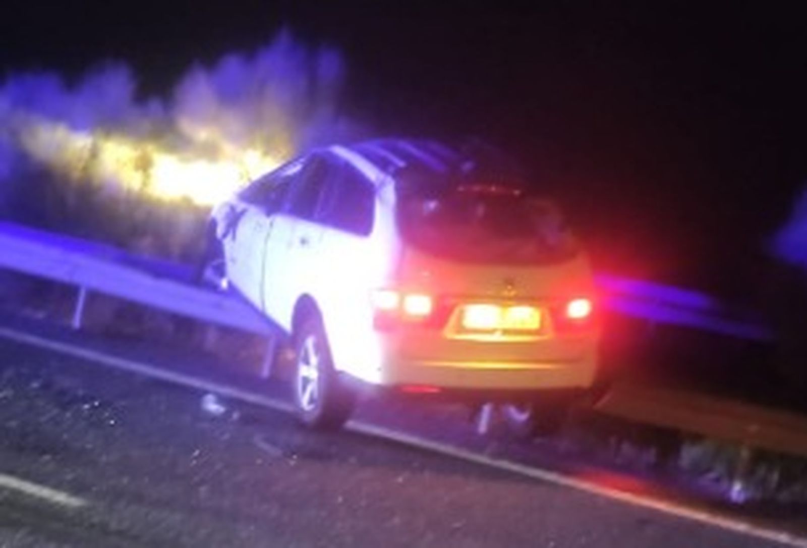 Salida de vía en la autovía A-50, en Ventosa del Río Almar