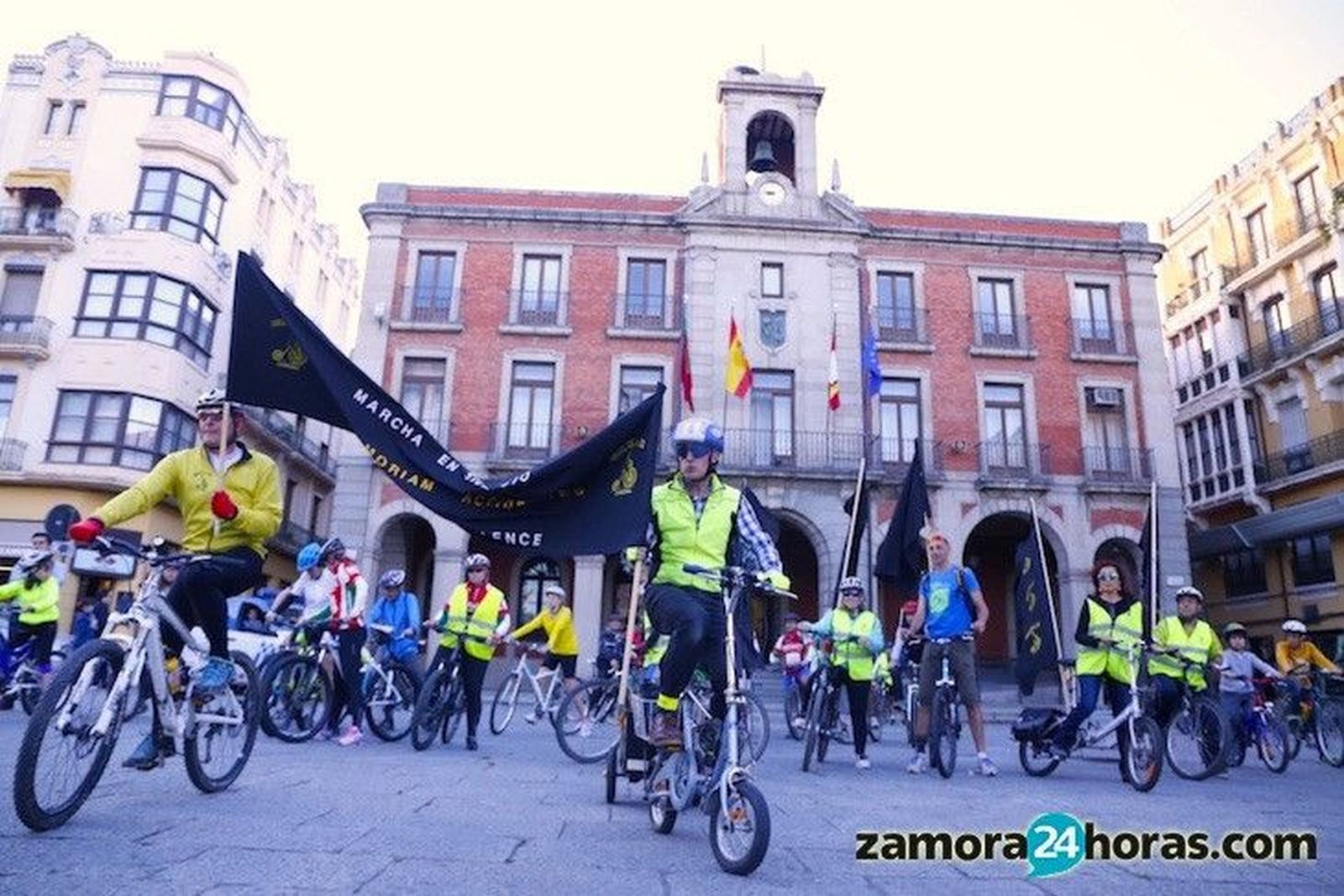 Bicizamora organiza un acto de homenaje por los ciclistas fallecidos en Oliva