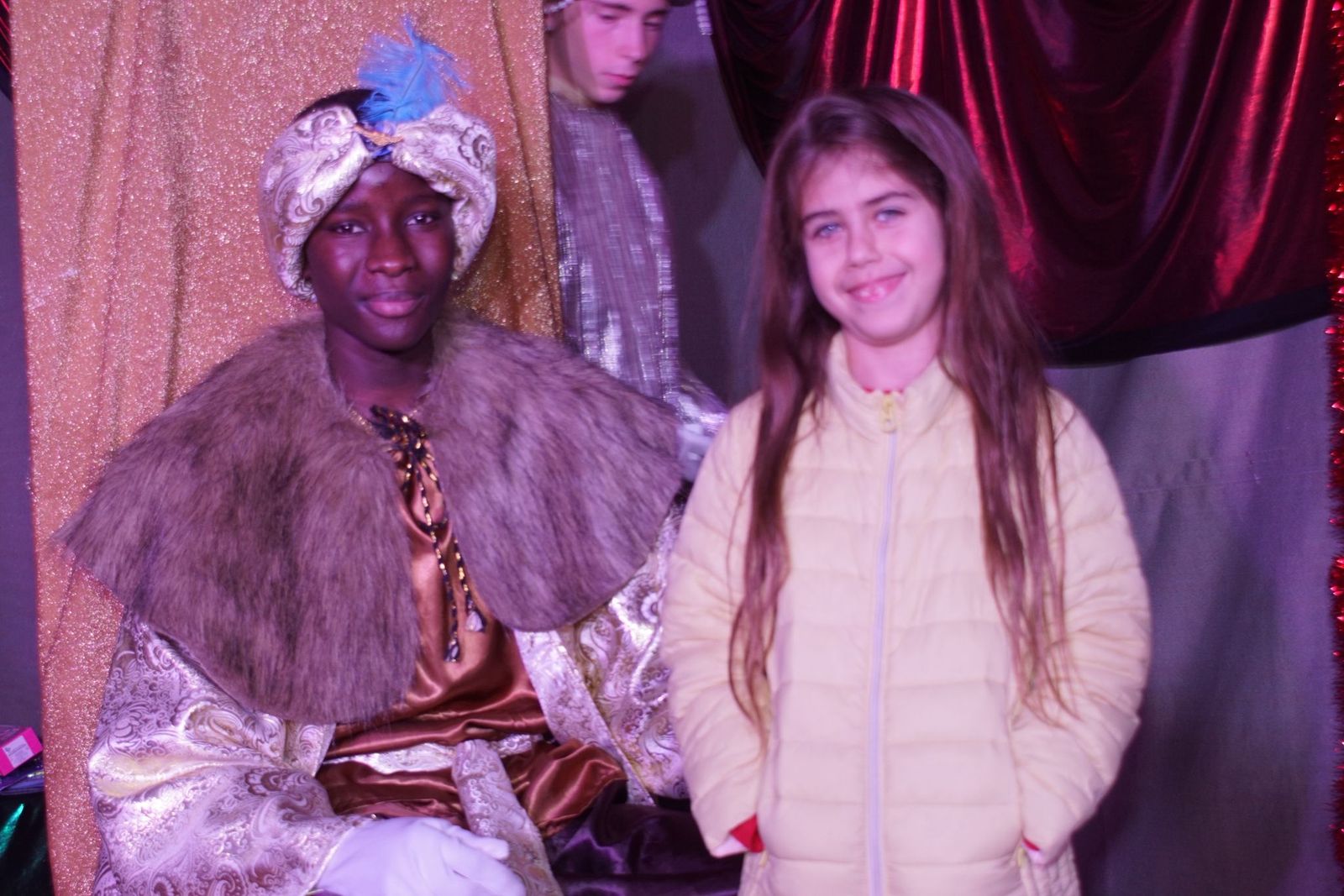 Los Reyes Magos reciben las cartas de los niños de El Encinar