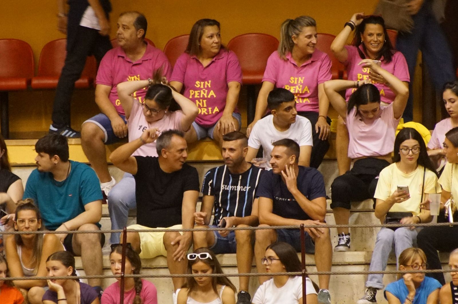 Multitudinario encierro nocturno en Alba de Tormes