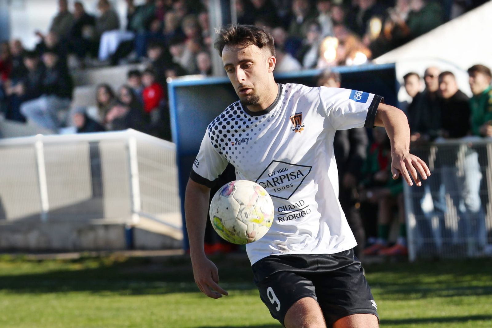 Javier Martín, con el 9 del Ciudad Rodrigo