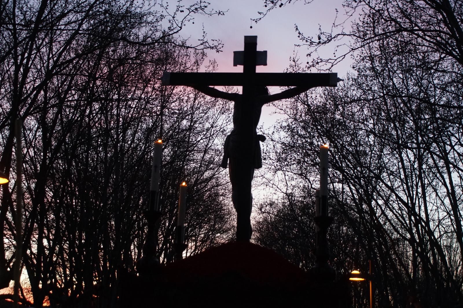 María Nuestra Madre y el Cristo del Amor y de la Paz en la procesión de la Semana Santa 2026 en Salamanca