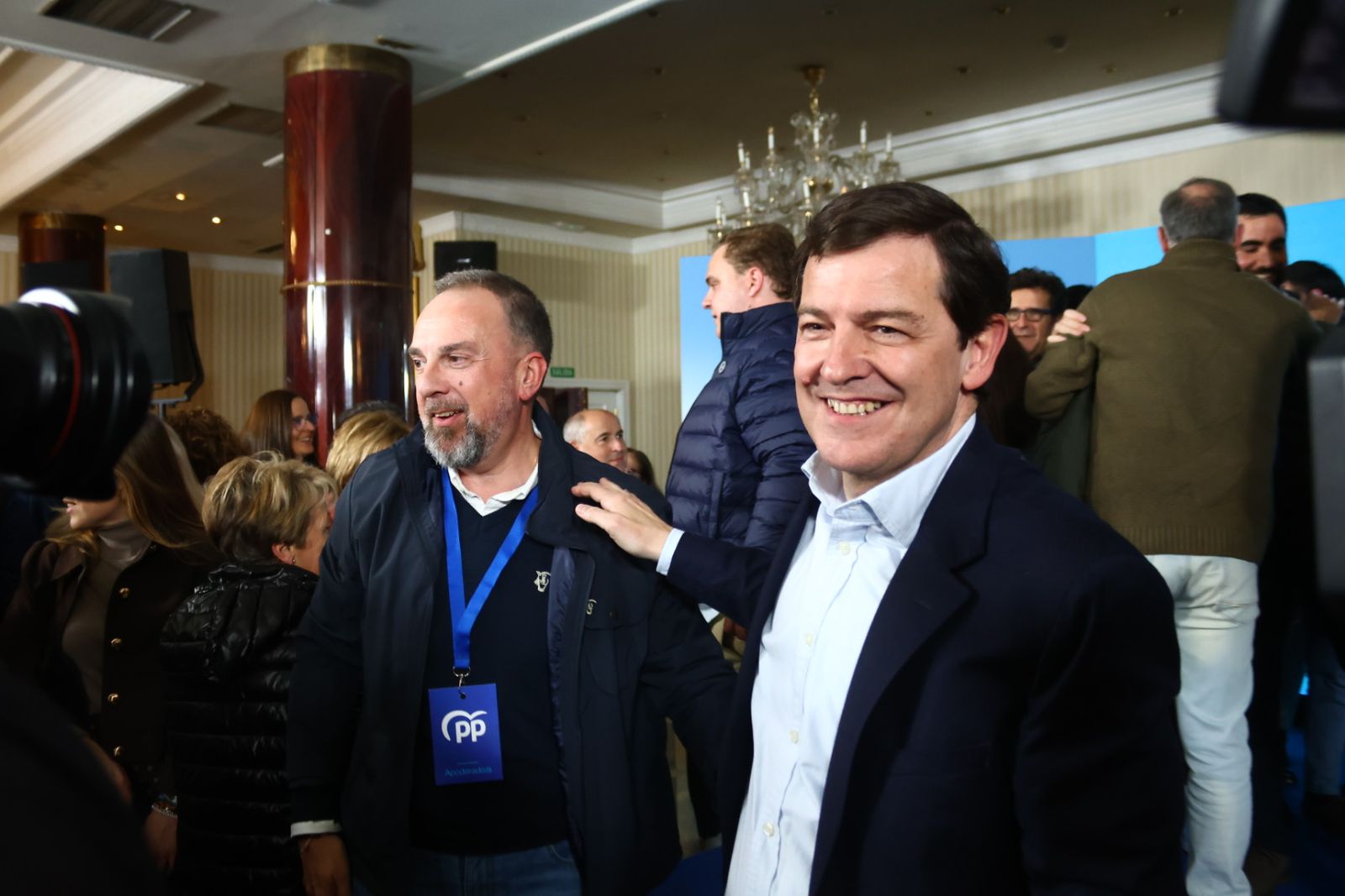 Mañueco celebra su triunfo en Salamanca en las Elecciones a las Cortes de Castilla y León 2026