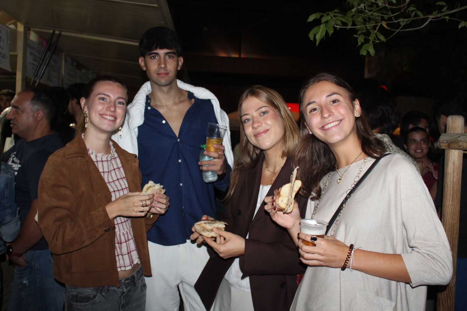 Ambiente en la Feria de Día en la tarde de este