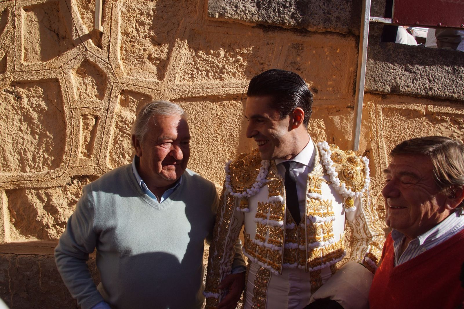 Así ha vivido la afición salmantina el adiós a la feria desde los tendidos: imágenes del ambiente en la corrida concurso