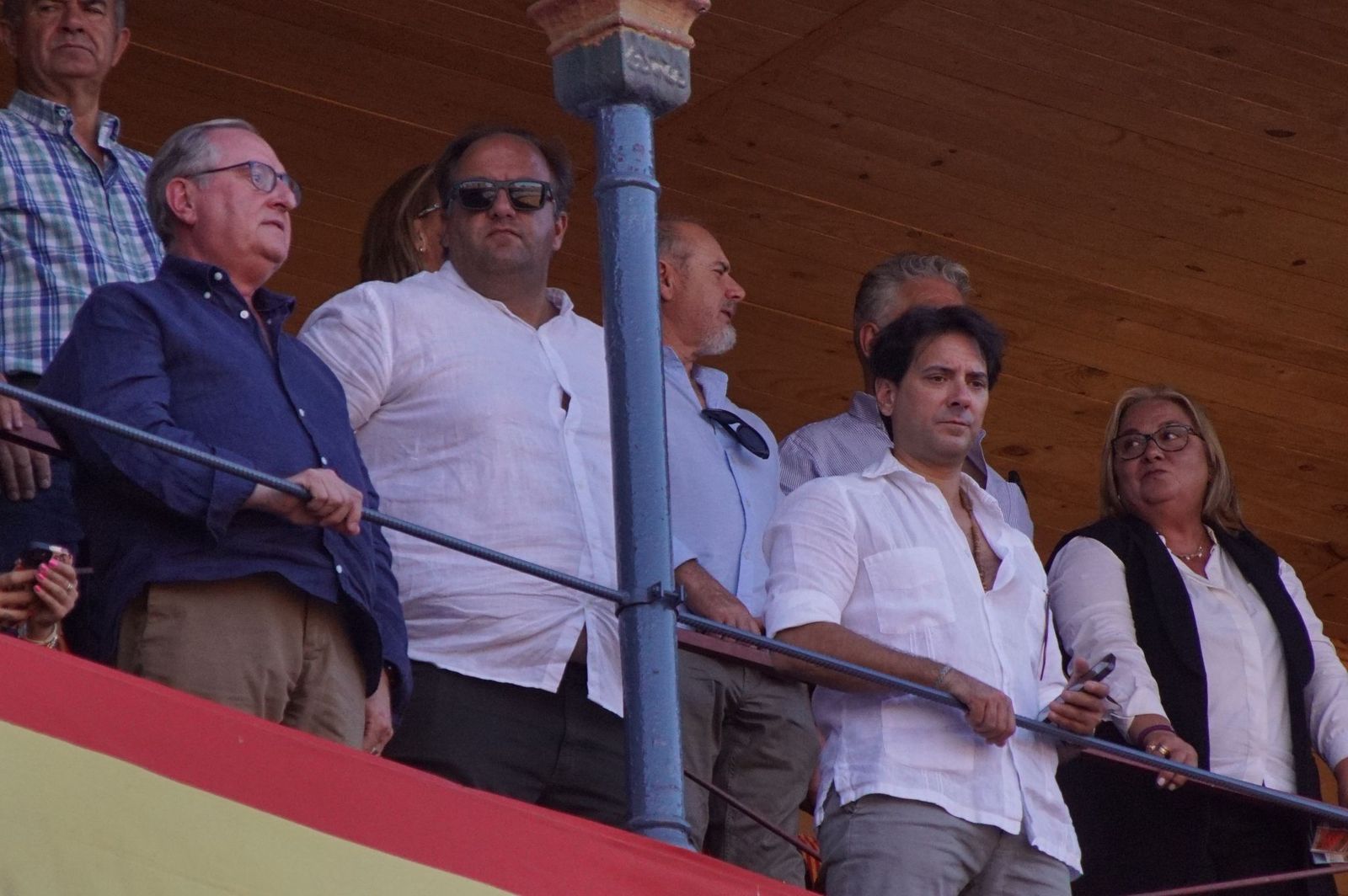 Así se ha vivido la primera corrida de la feria 2025 en La Glorieta: imágenes del ambiente en los tendidos y en el patio de cuadrillas