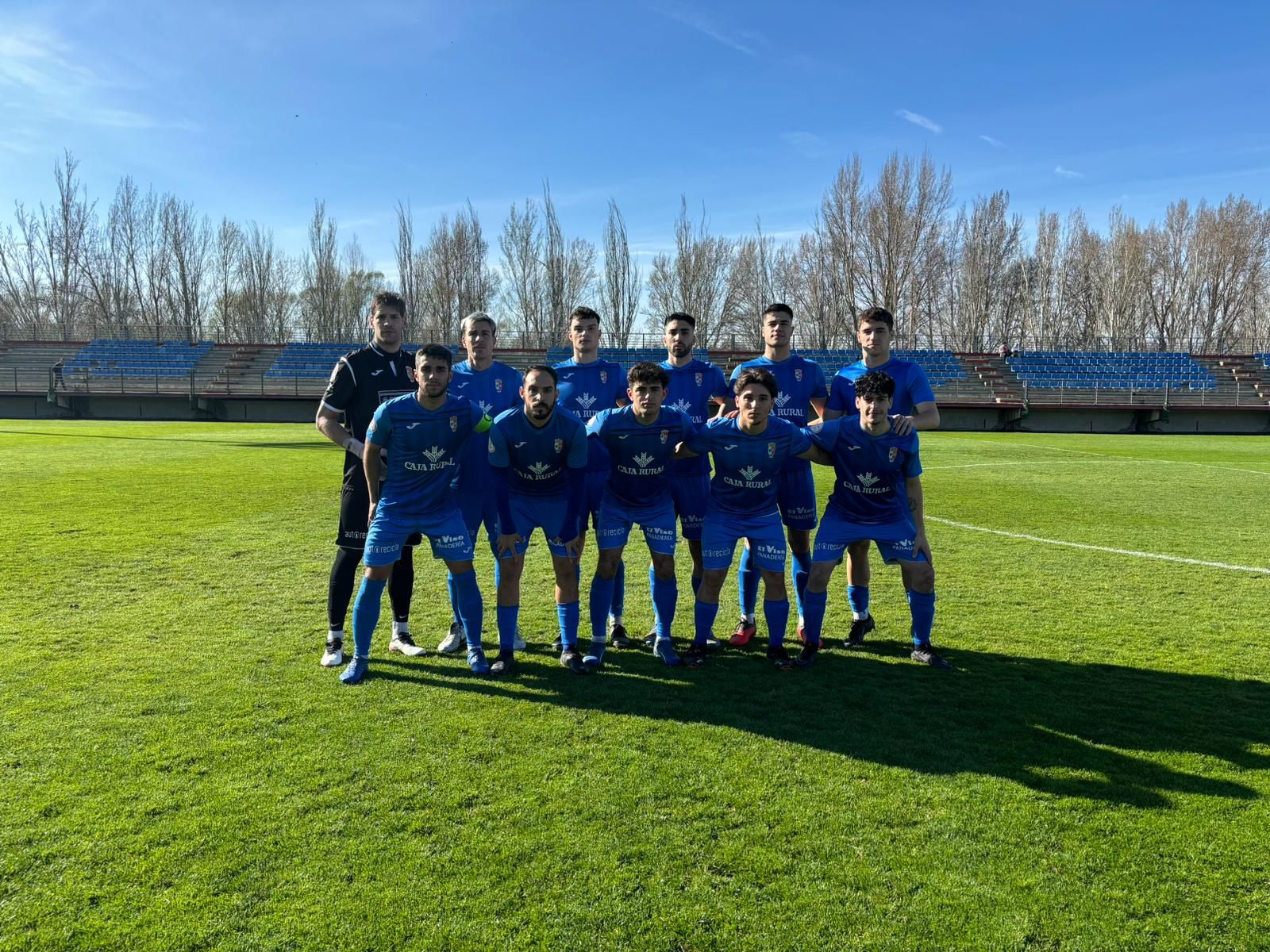 Once inicial del CD Villaralbo ante la Cultural y Deportiva Leonesa 'B'.