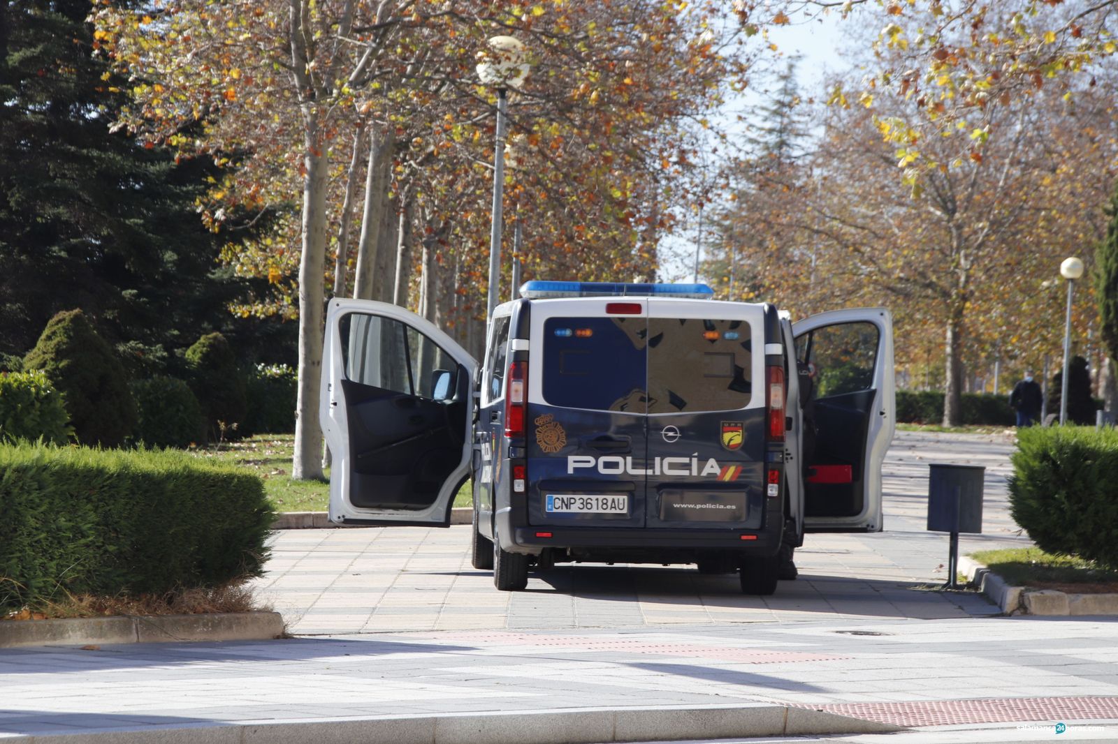 Un vehículo de la Policía Nacional, en Salamanca