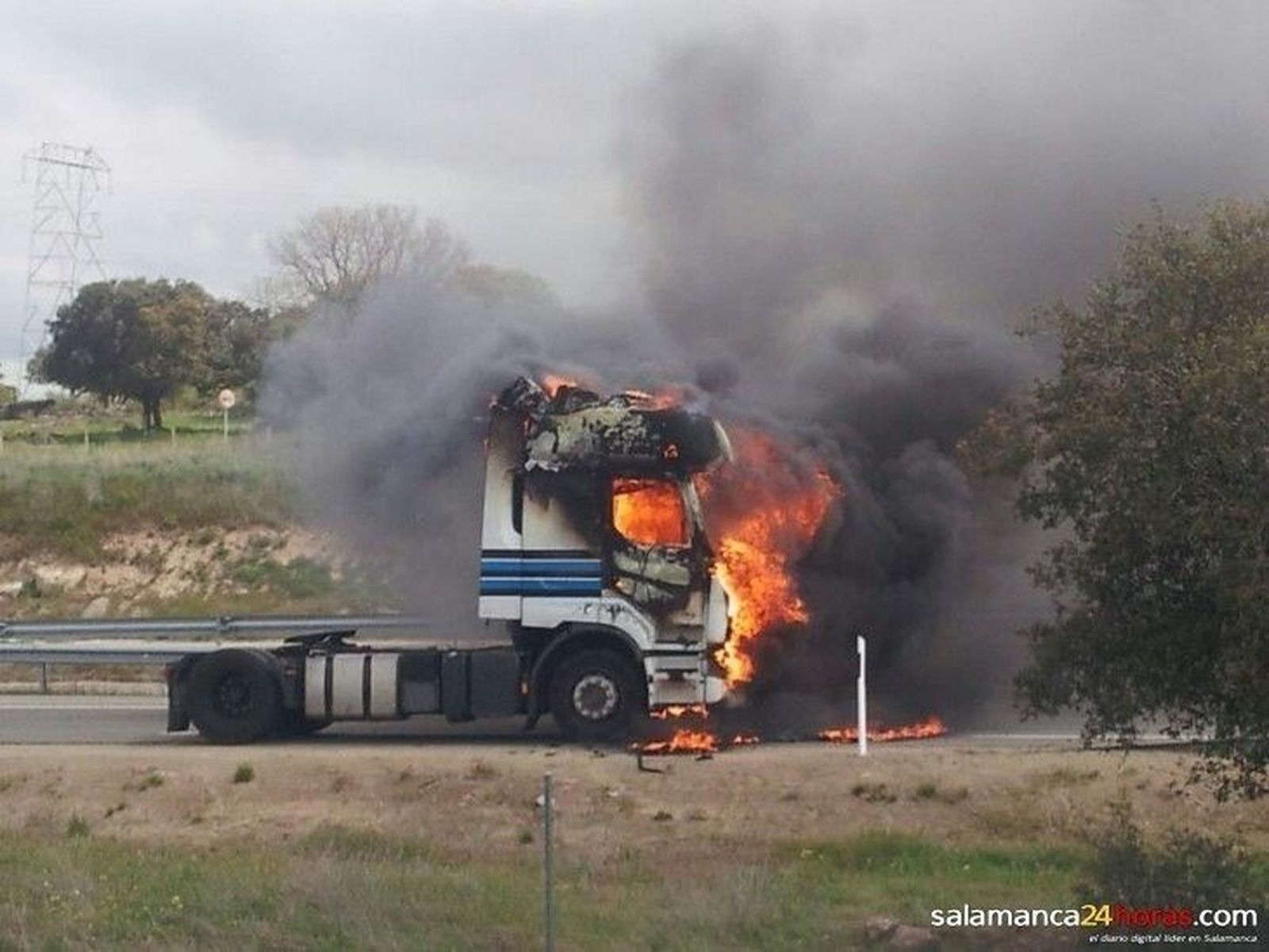 Arde un camión en la autovía A-66