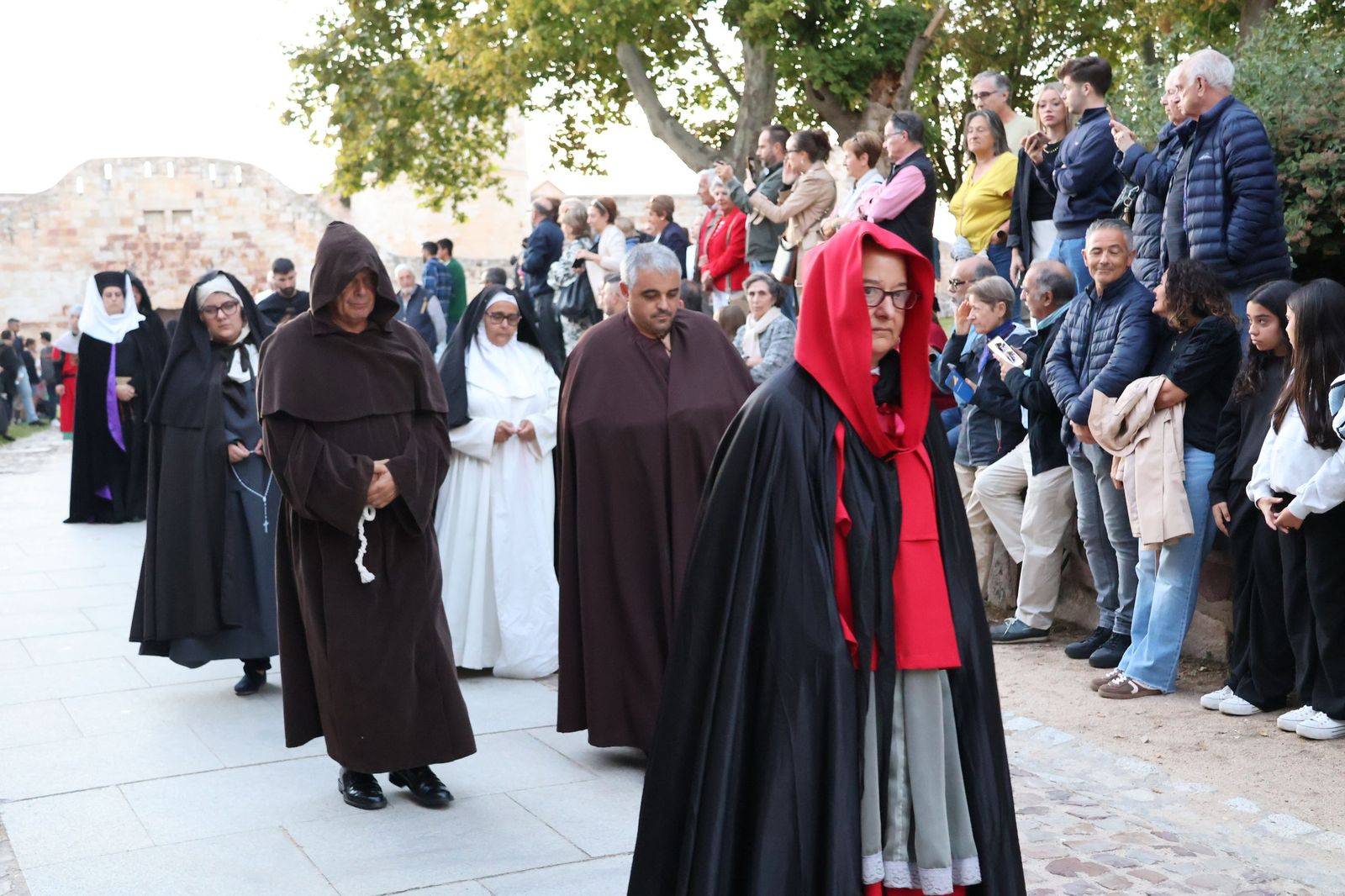 Desfile del entierro de los Hijos de Arias Gonzalo