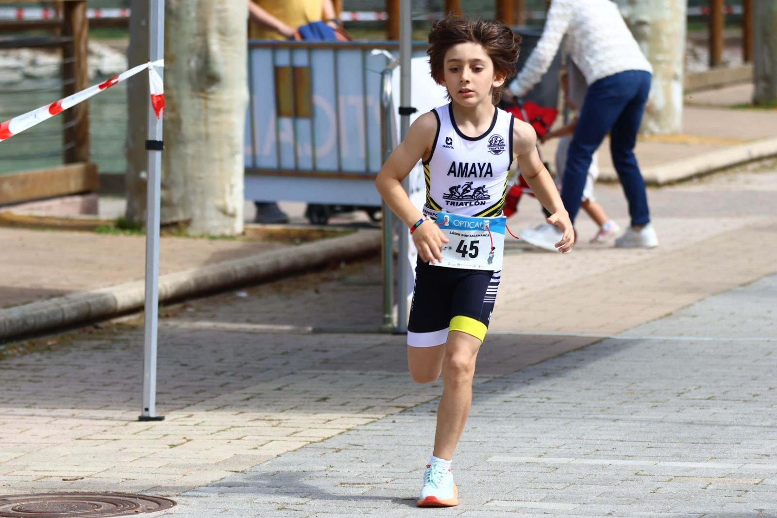 120 participantes participan en la jornada 'Descubre el Laser Run' de Salamanca