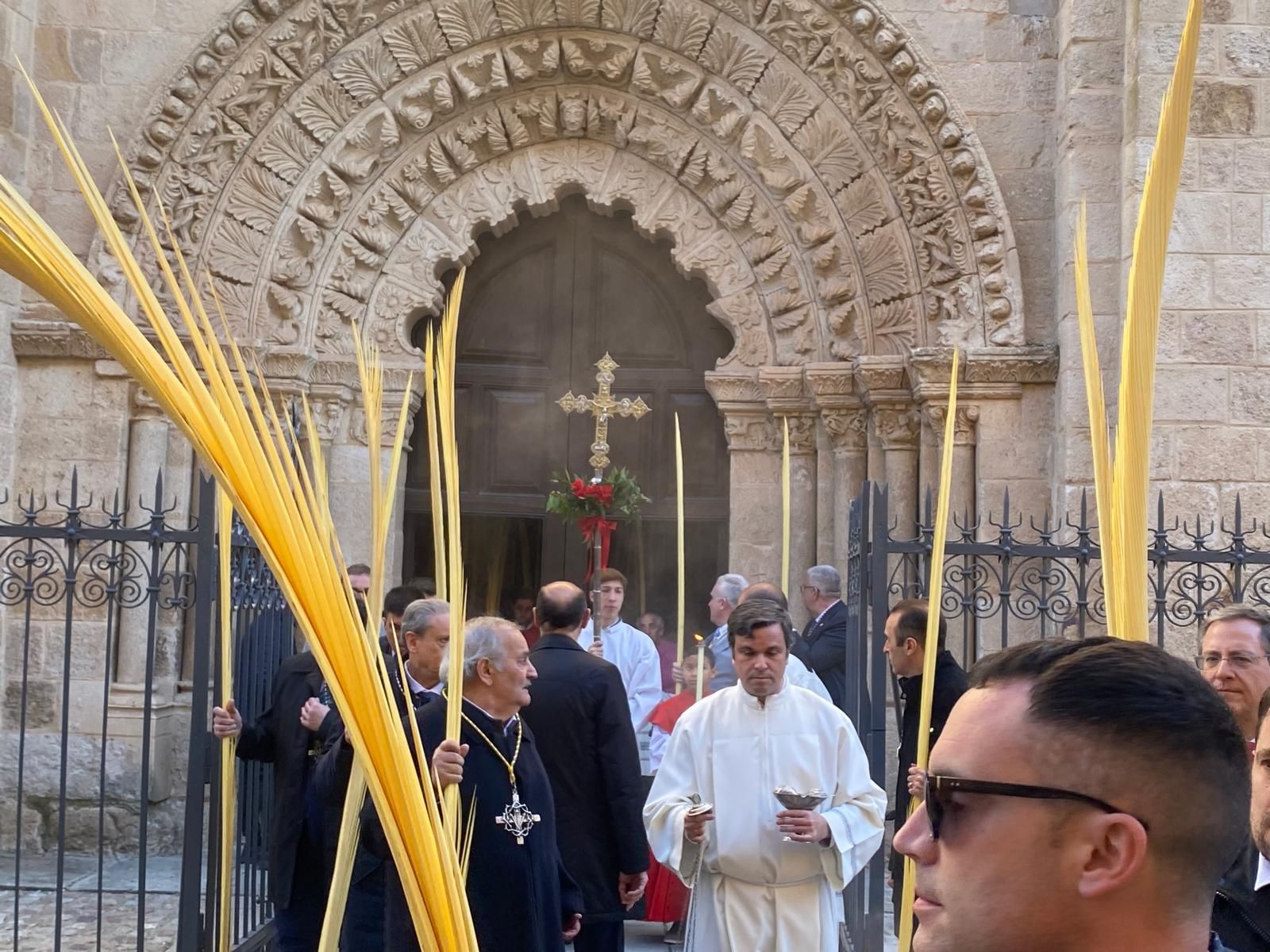 GALERÍA | Zamora celebra la bendición de palmas en este Domingo de Ramos
