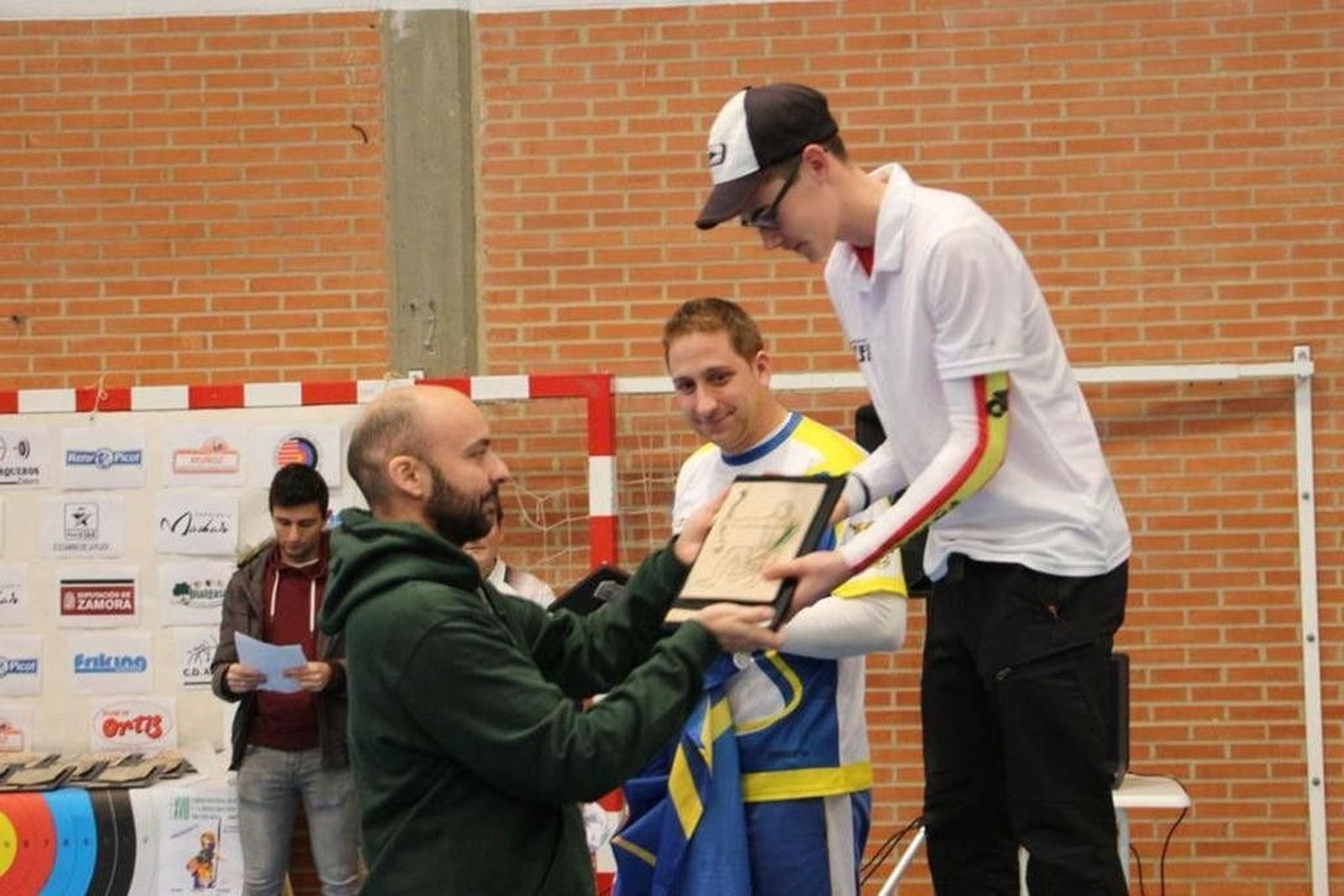 Tres oros para Arqueros del Sol XIV en el Trofeo de Navidad de Zamora