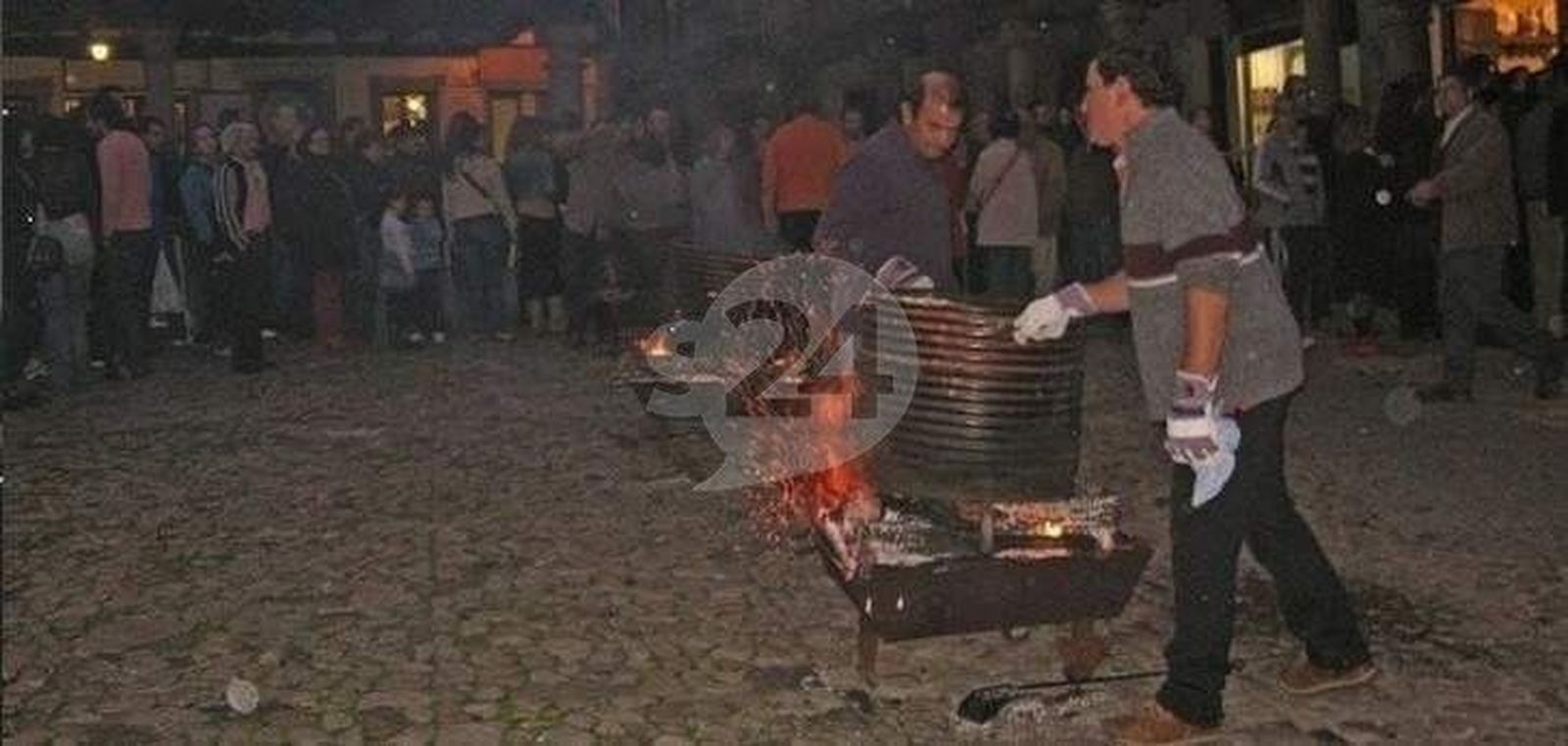 El magosto, fiesta de castañas y fuego por Todos Los Santos