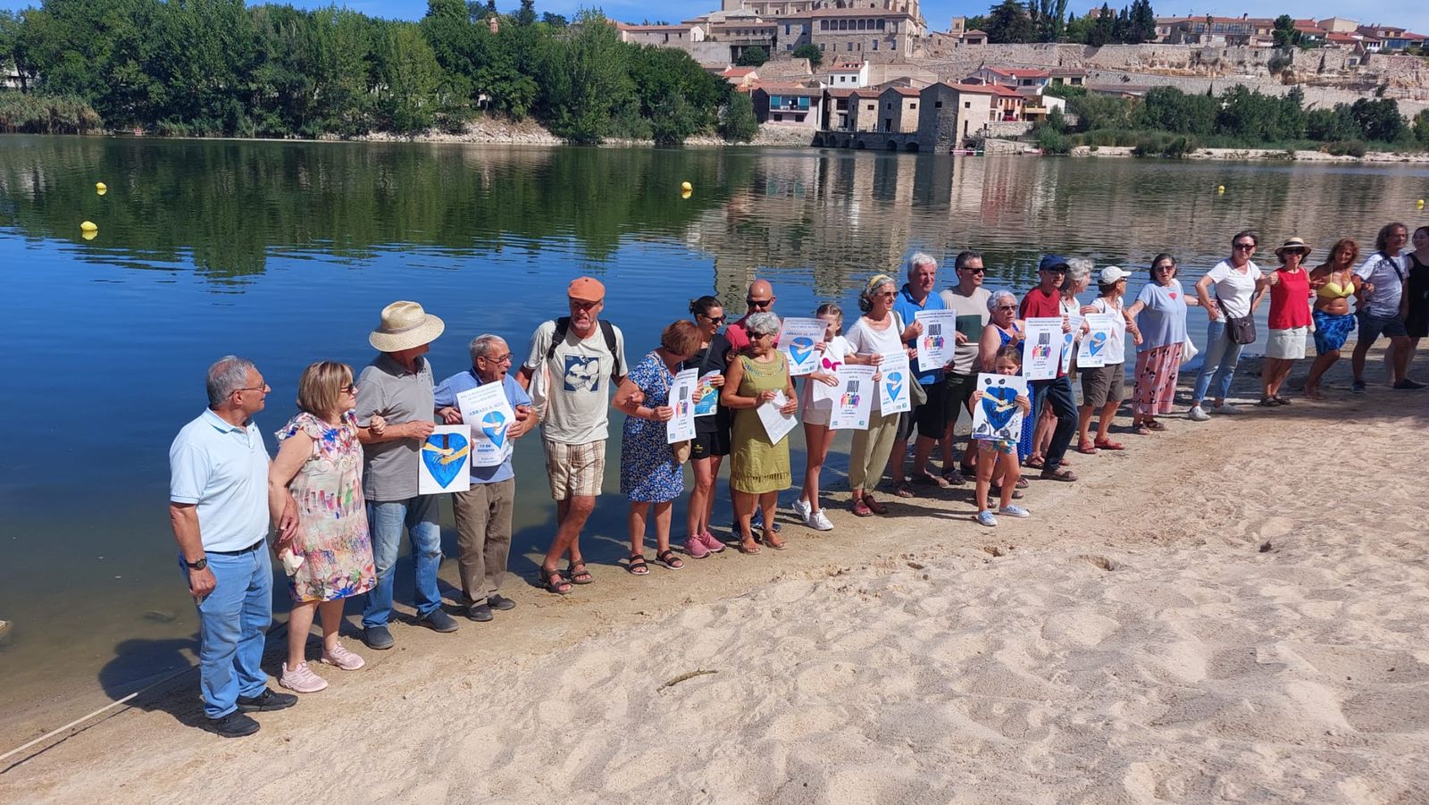 cadena-humana-por-el-agua-en-los-pelambres-11