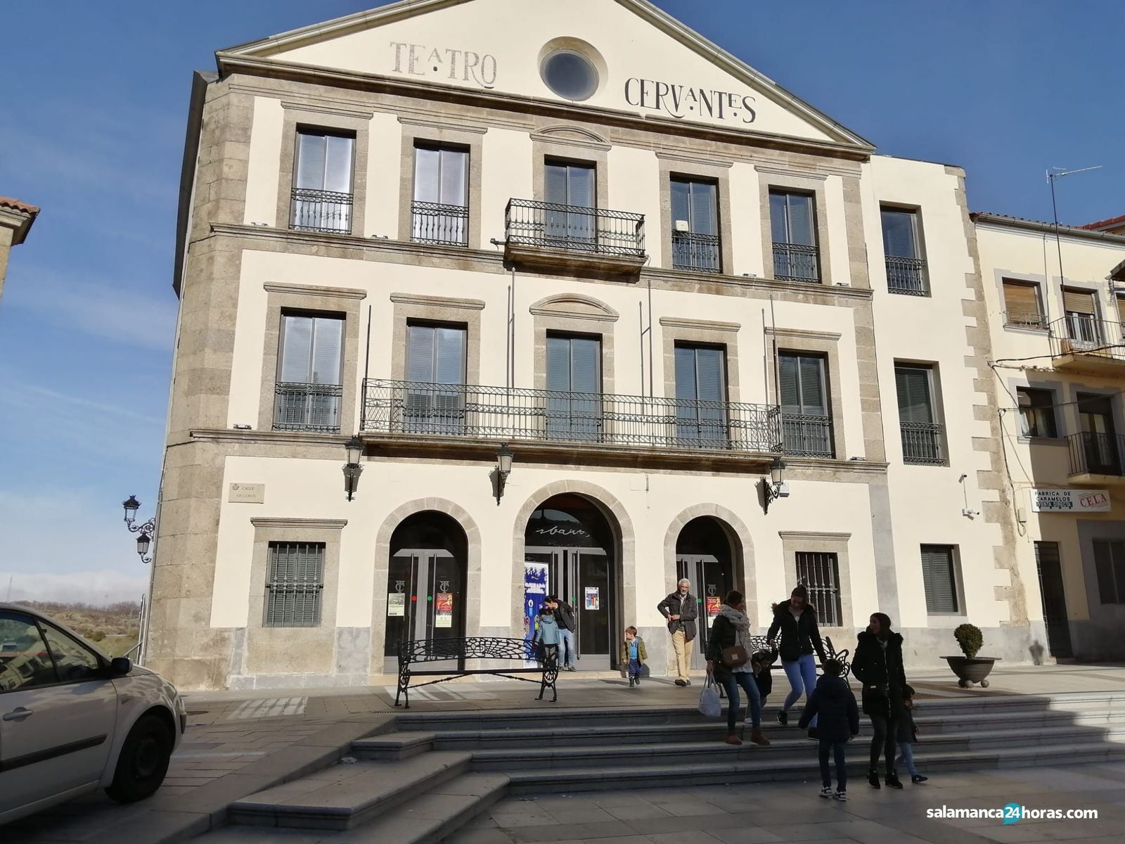 Las actuaciones de Falete y Tennessee se trasladan al teatro Cervantes de Béjar