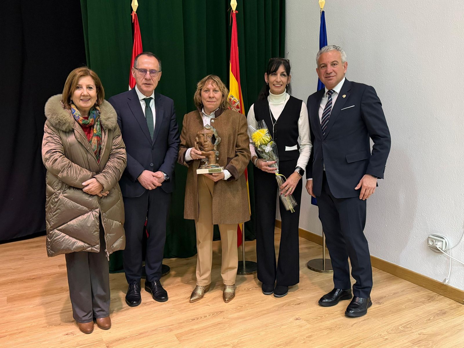 Florencia Pozuelo y la Asociación Beatriz de Suabia, premiadas por la promoción de la igualdad en el ámbito penitenciario