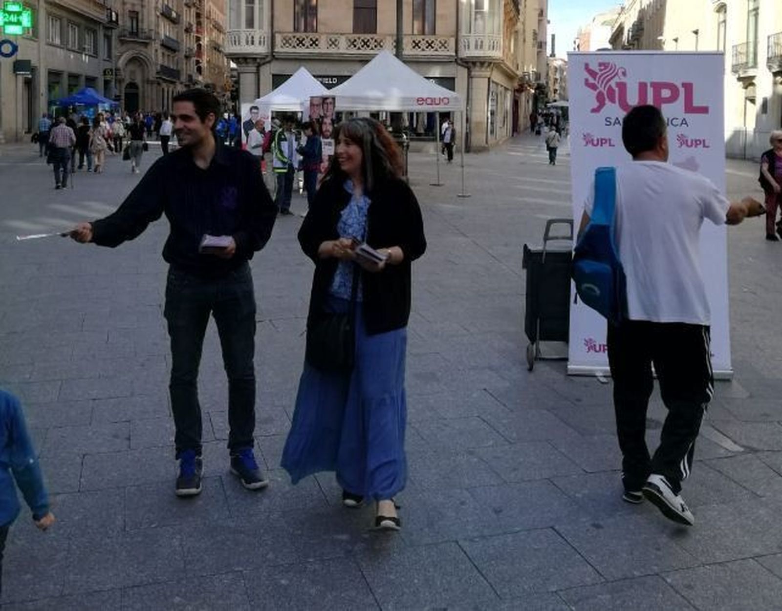 UPL reparte propaganda en Liceo