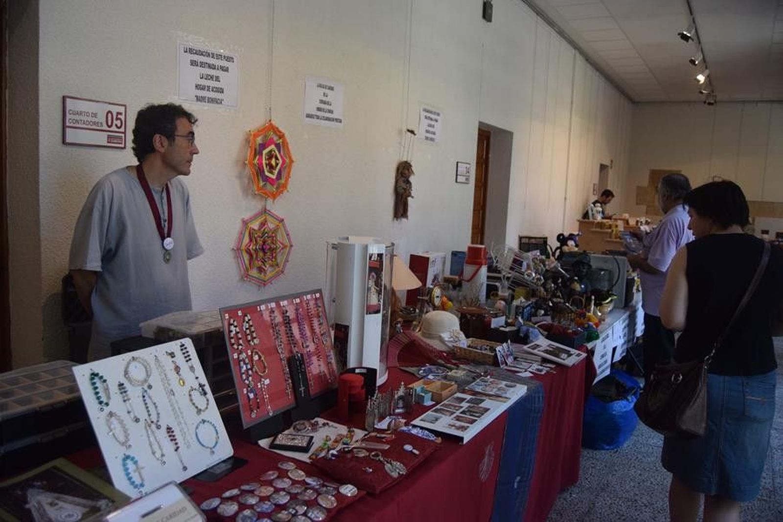 Mercadillo Solidario Cofradía de la Concha