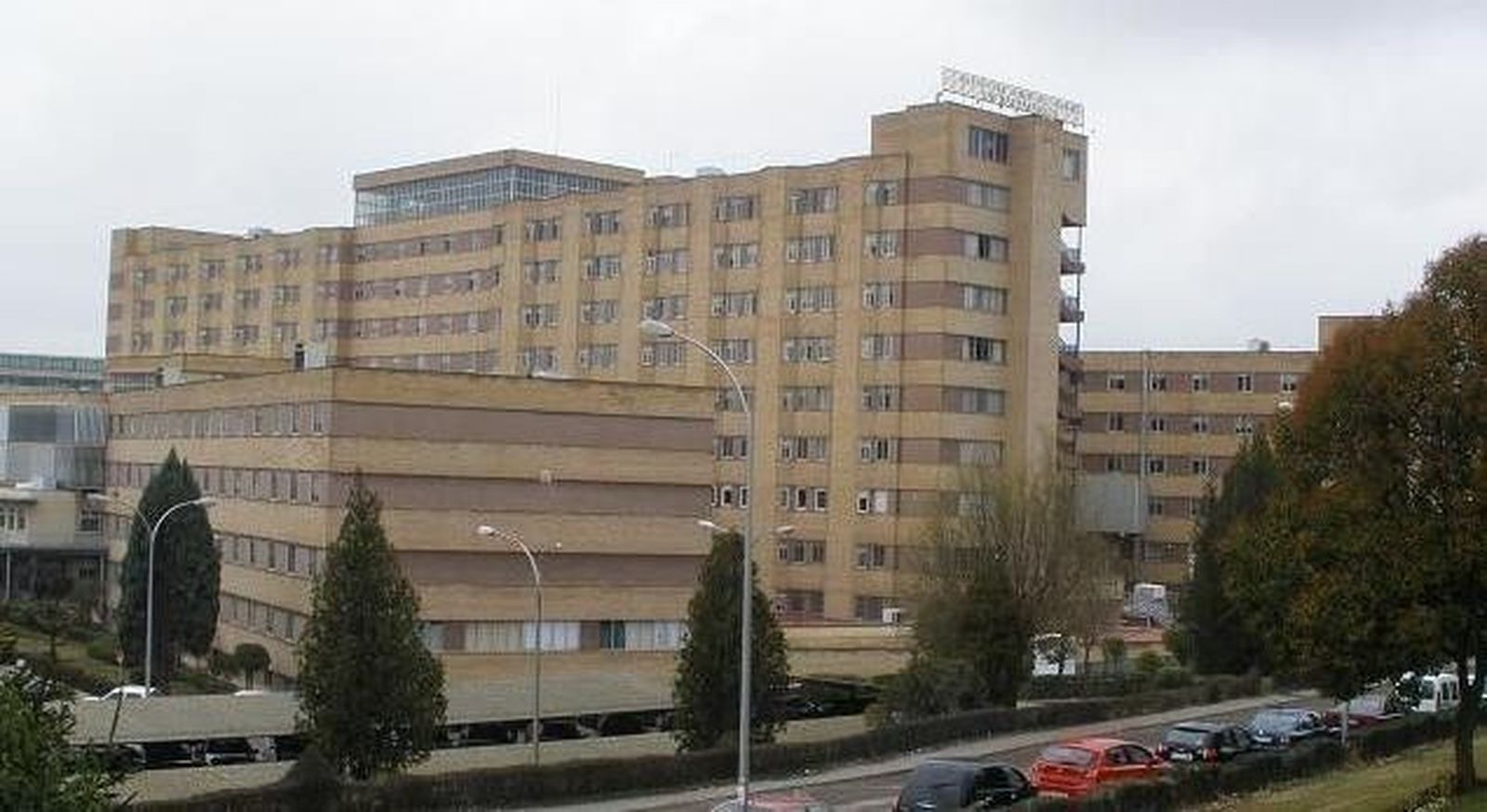 Dos heridos por arma blanca tras una reyerta entre clanes gitanos