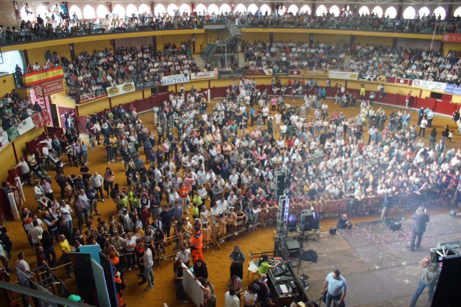 Emoción y creatividad en la primera cita del Play Back infantil en Alba de Tormes