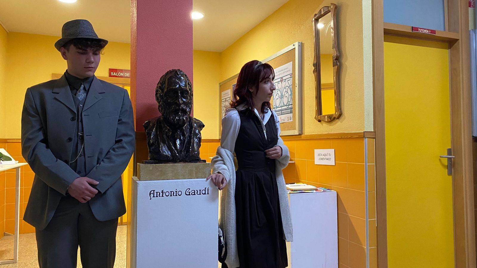 El modernismo zamorano sale a escena en el IES Maestro Haedo