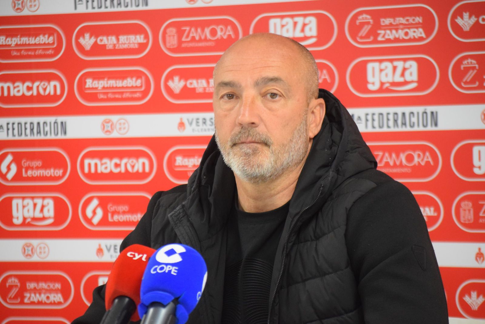 Juan Sabas, en rueda de prensa