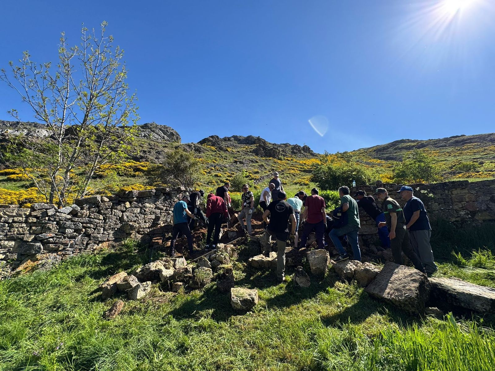 Hasta 24 personas privadas de libertad participan en una salida programada en plena naturaleza