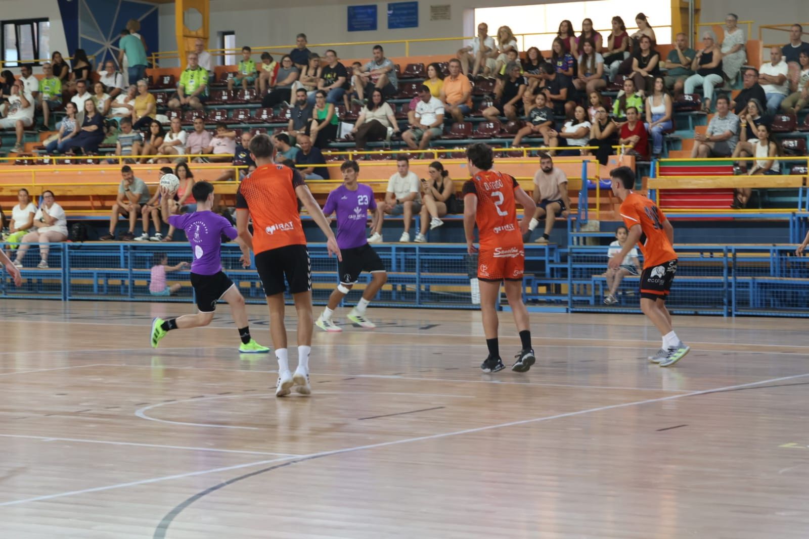 Partido de pretemporada entre el Balonmano Zamora y Balonmano Salamanca