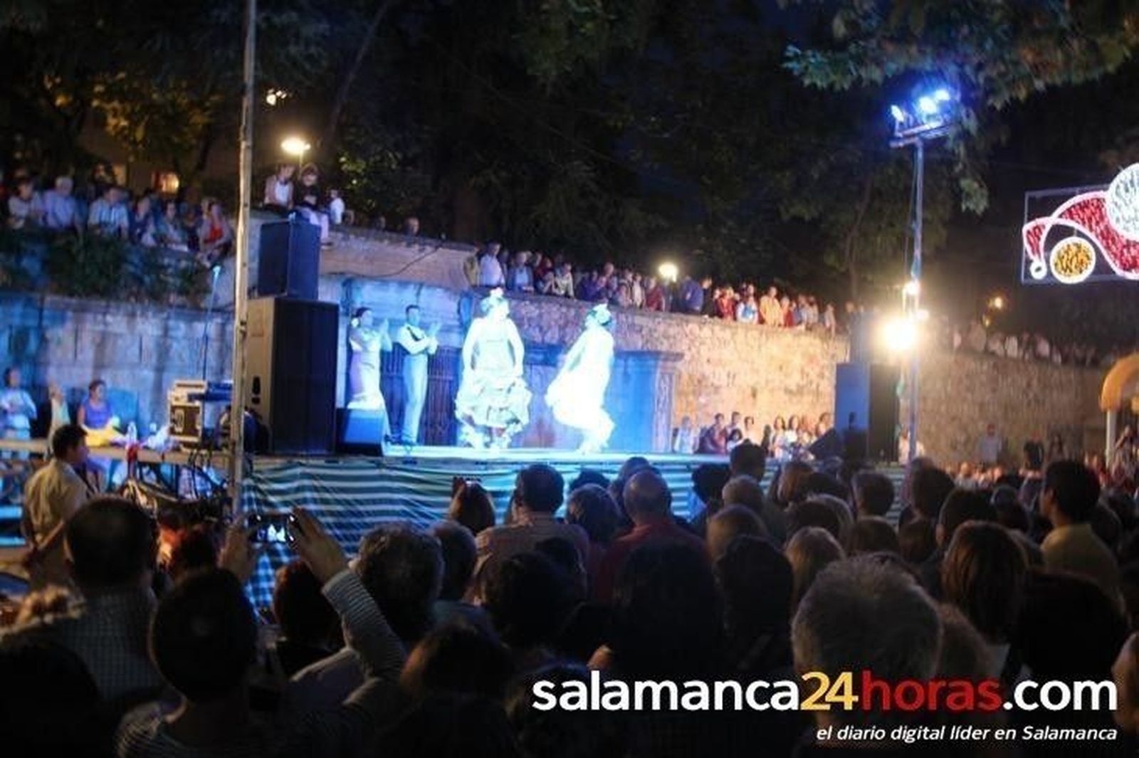 Hechizo Andaluz en las casetas regionales