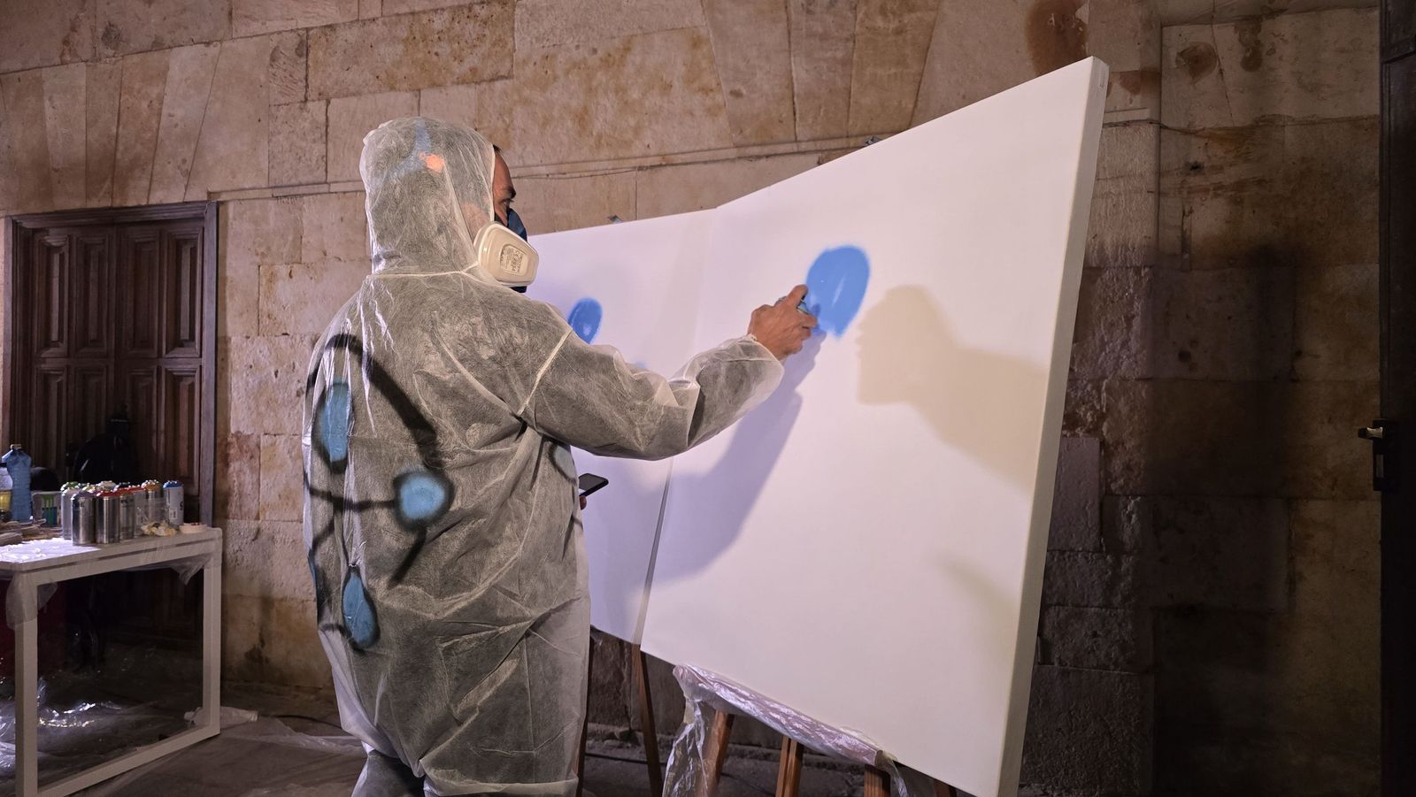 Día Internacional y Europeo de las Personas con Discapacidad con un acto especial que combina luz, arte urbano, música y participación comunitaria, con el objetivo de visibilizar la diversidad y reivindicar una sociedad más inclusiva.