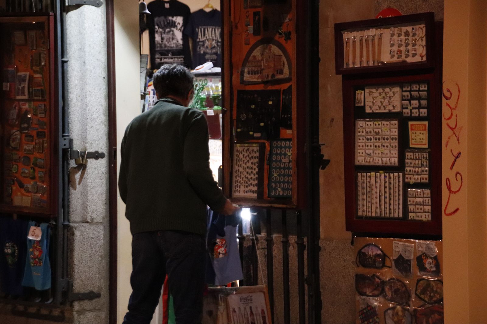 Trabajador de tienda de regalos