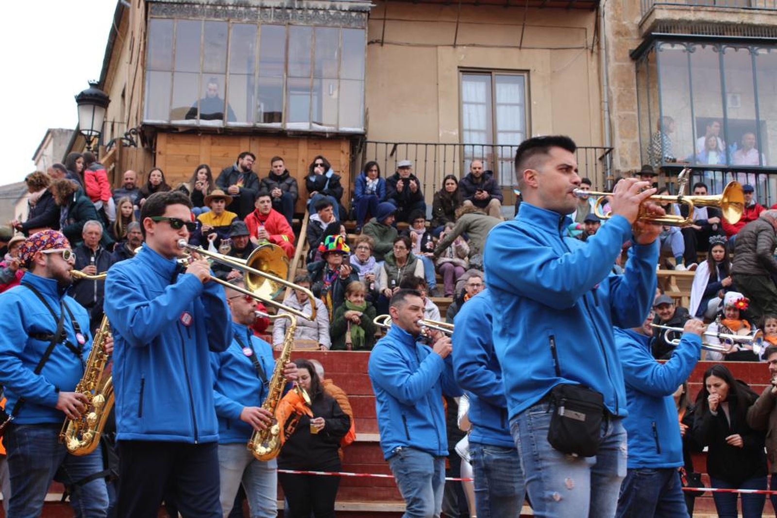 disfraces-del-sabado-de-carnaval-en-ciudad-rodrigo-98