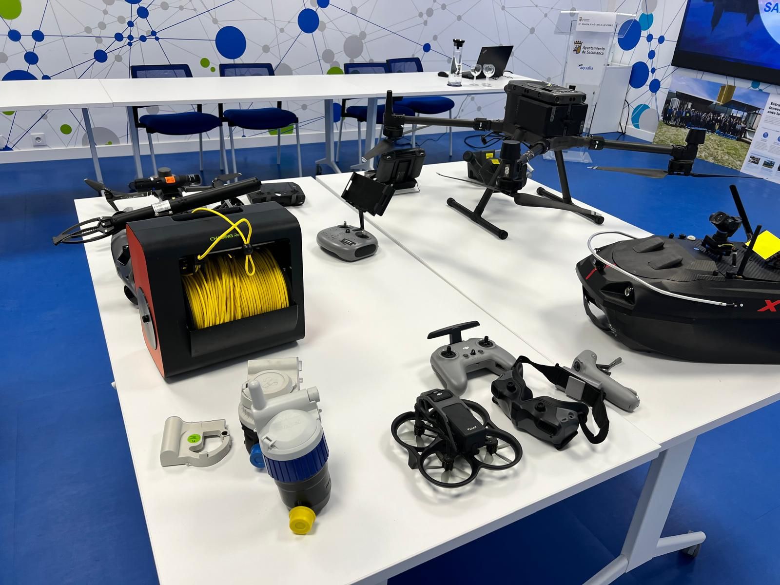 Equipo de drones y presentació de las innovaciones tecnológicas en el abastecimiento de agua de Salamanca