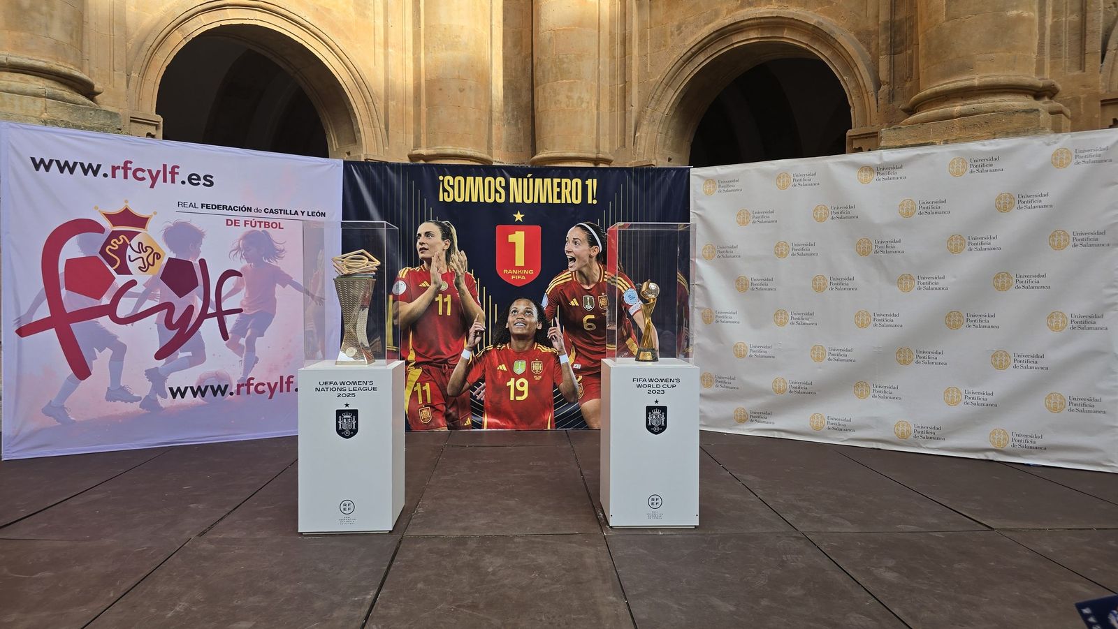Encuentro con la Selección Nacional Femenina de la Real Federación Española de Fútbol