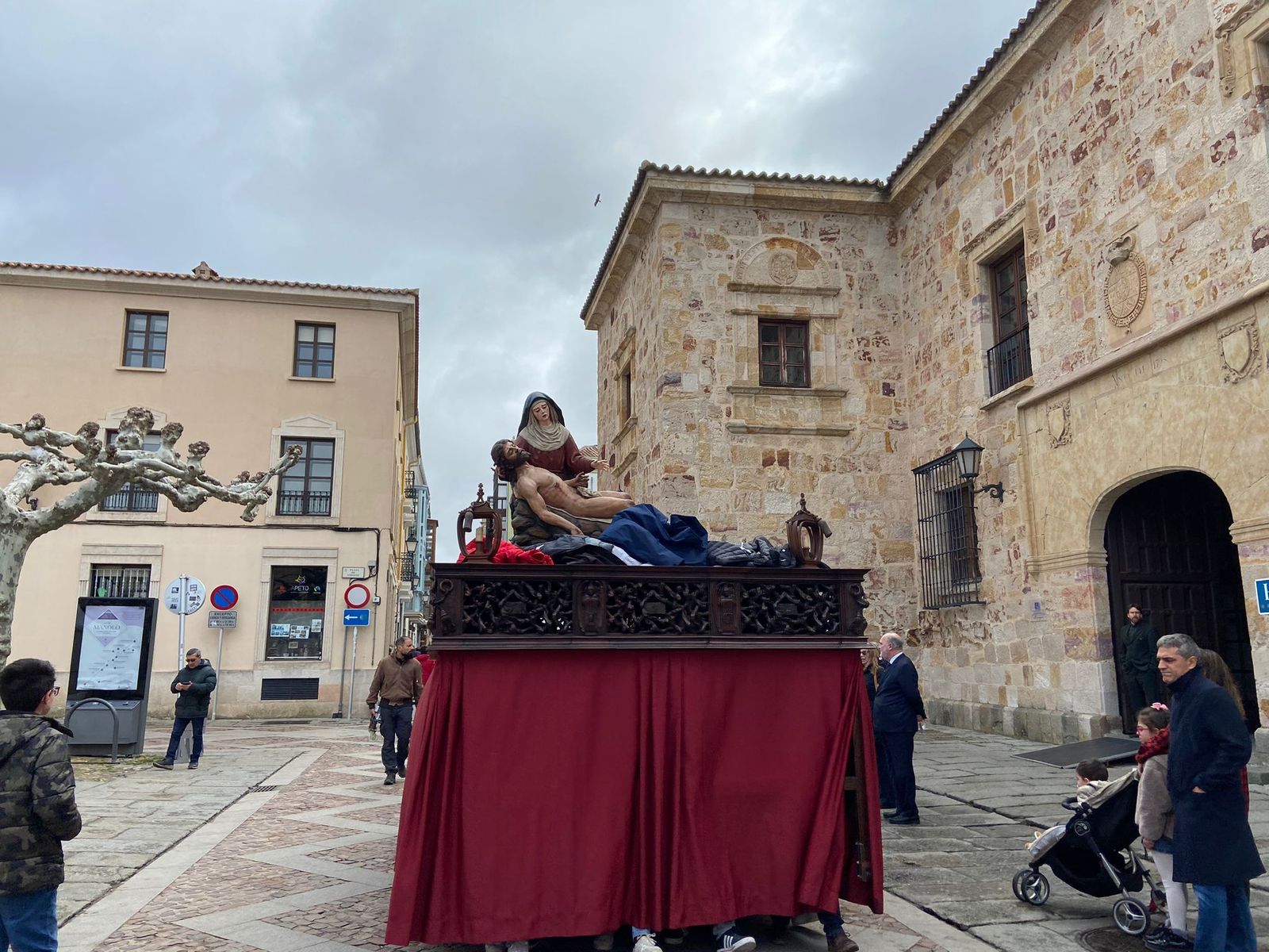 whatsapp-image-2023-03-18-at-10-49-47