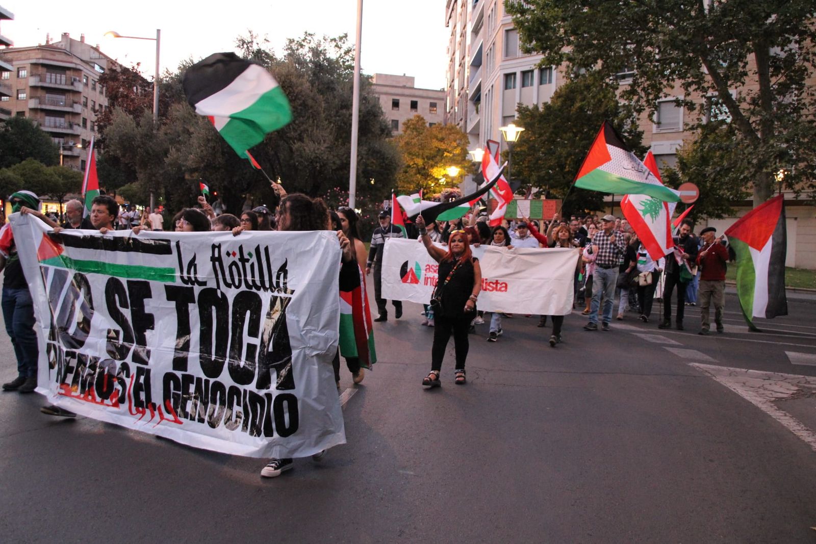 Medio millar de personas se manifiestan en Salamanca en apoyo a Palestina y la flotilla