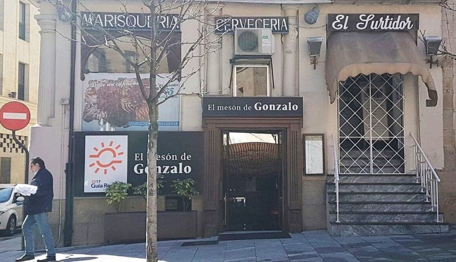 Adiós al histórico El Surtidor tras siete décadas de marisco de calidad