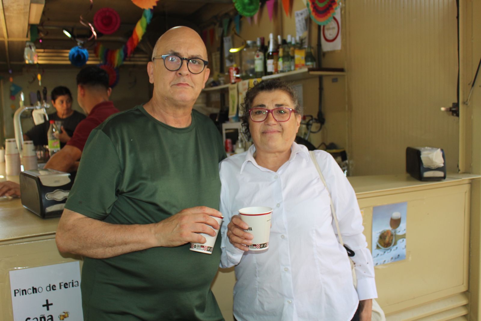 Ambiente en la Feria de Día en el mediodía de este lunes