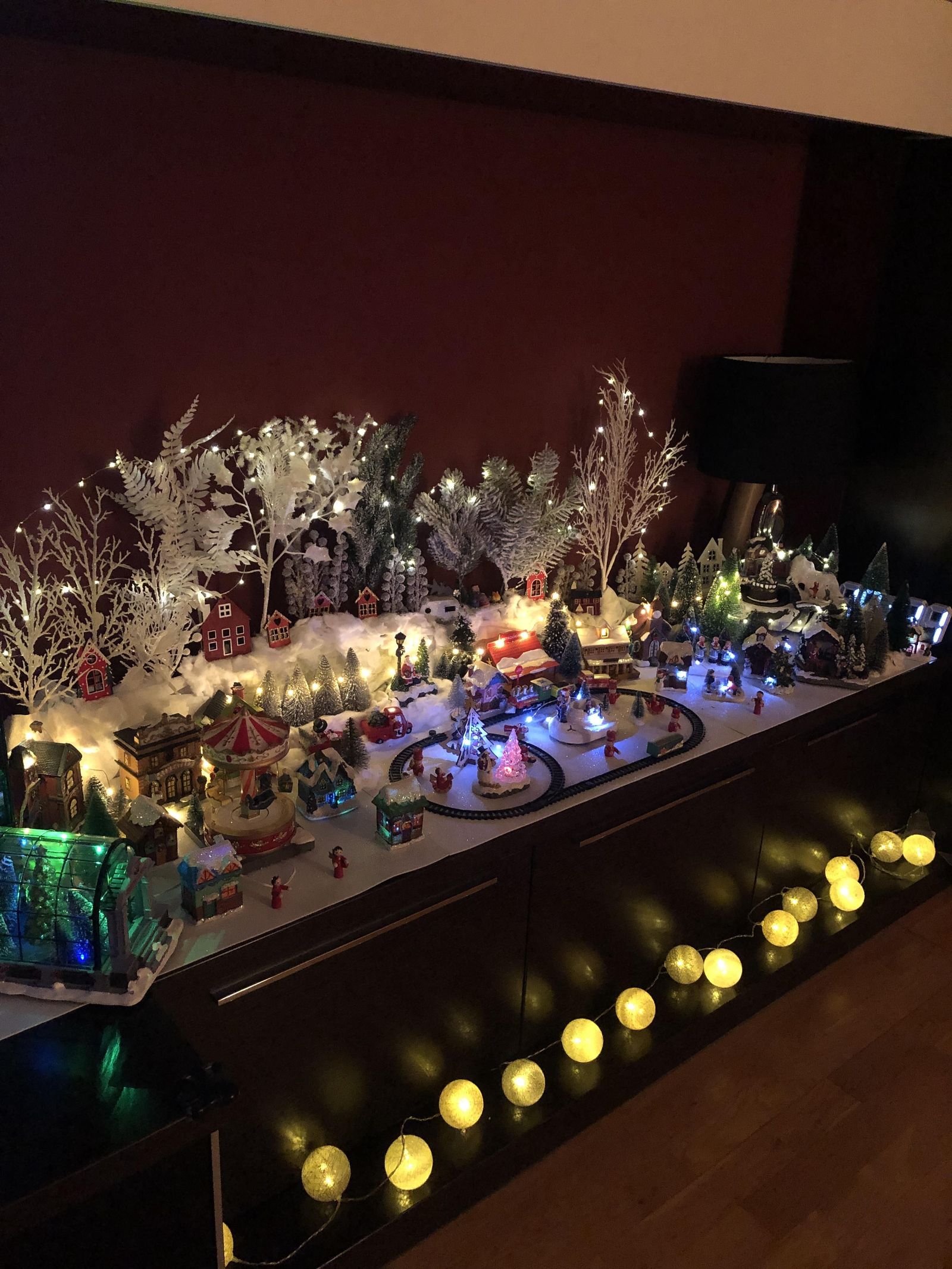 e-v-m-v-decoracion-navidena-en-una-vivienda-situada-en-la-calle-la-beira-3