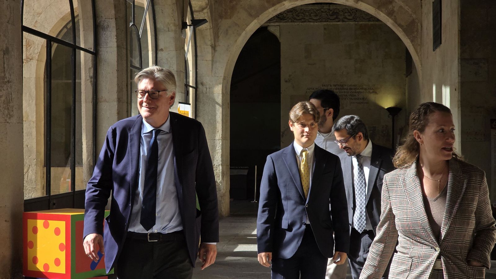 ASELUS entrega distinción al eurodiputado Antonio López-Istúriz White