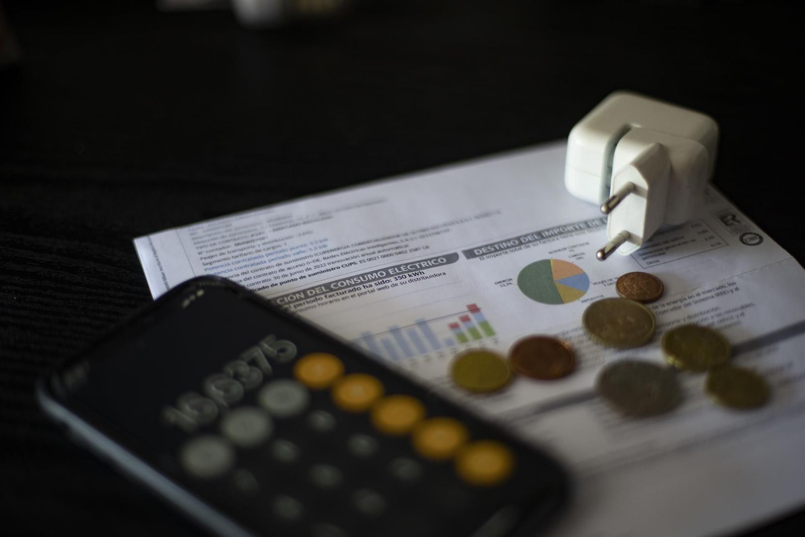 Una factura del consumo de luz EP Una factura del consumo de luz EP