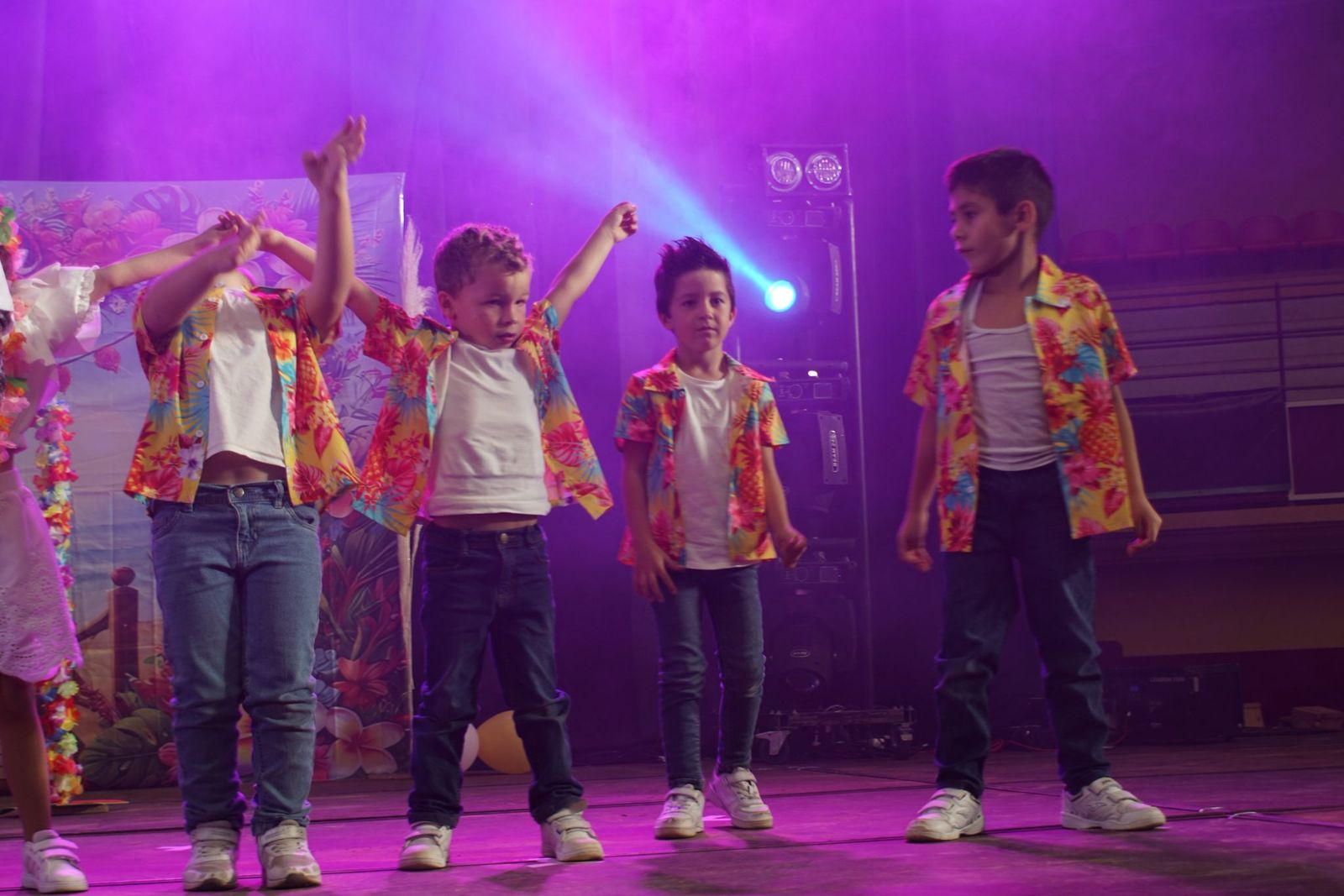 Emoción y creatividad en la primera cita del Play Back infantil en Alba de Tormes