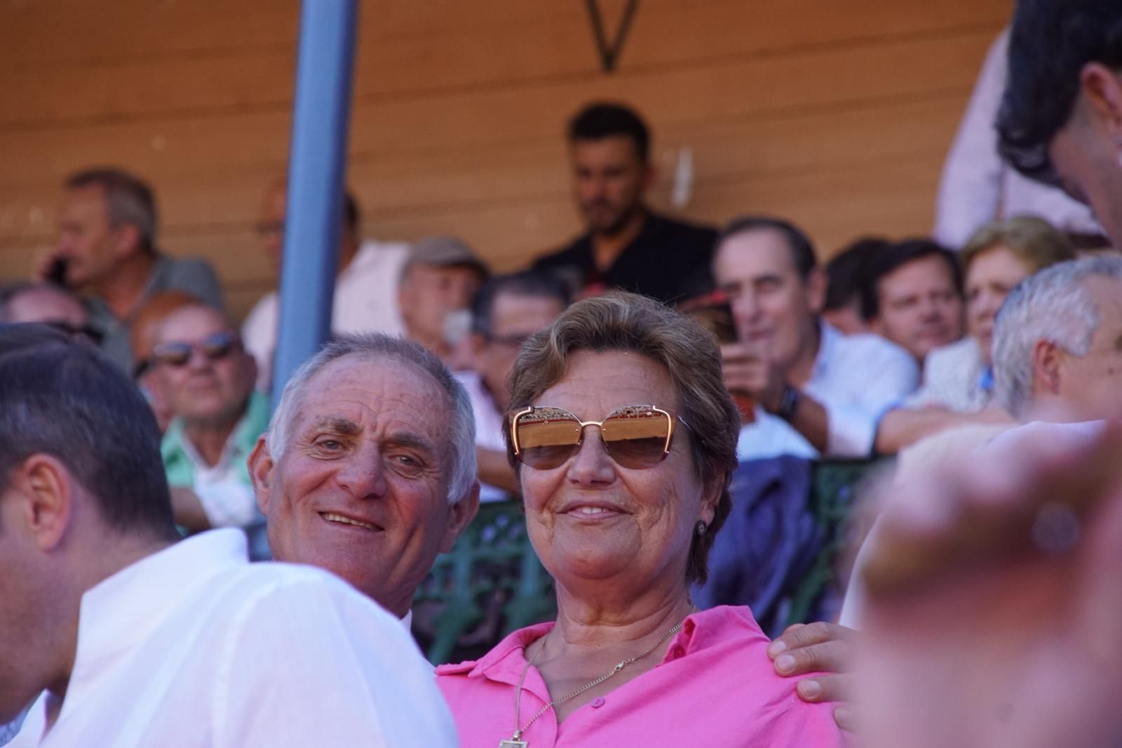 Así ha vivido la afición de La Glorieta el primer cartel de figuras de la feria: imágenes del ambiente en los tendidos y en el patio de cuadrillas