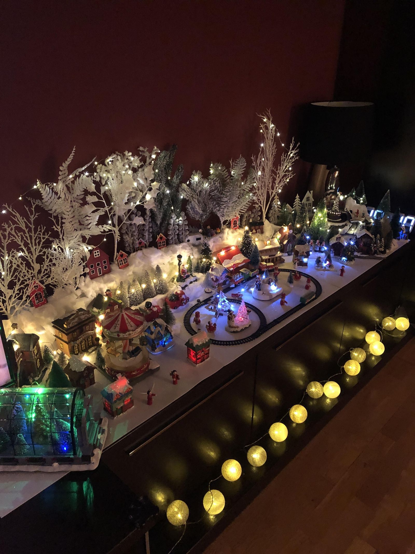 e-v-m-v-decoracion-navidena-en-una-vivienda-situada-en-la-calle-la-beira-2