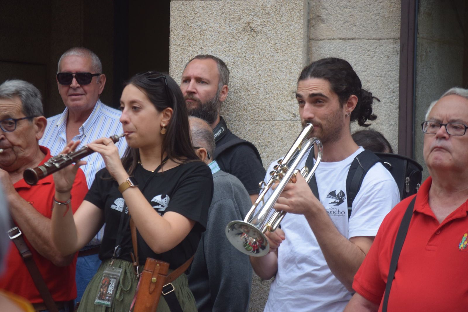 pasacalles-gigantes-y-gigantillas-16