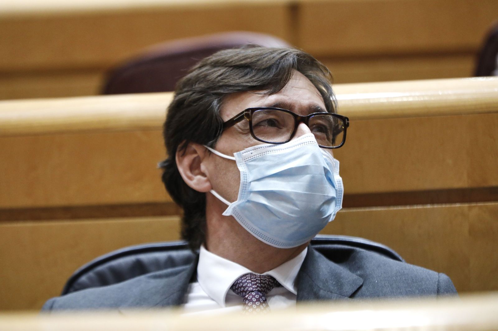 El ministro de Sanidad, Salvador Illa, durante una sesión de control al Gobierno en el Senado, a 20 de octubre de 2020. En el pleno de hoy el Ejecutivo será preguntado, entre otras, por cuestiones r