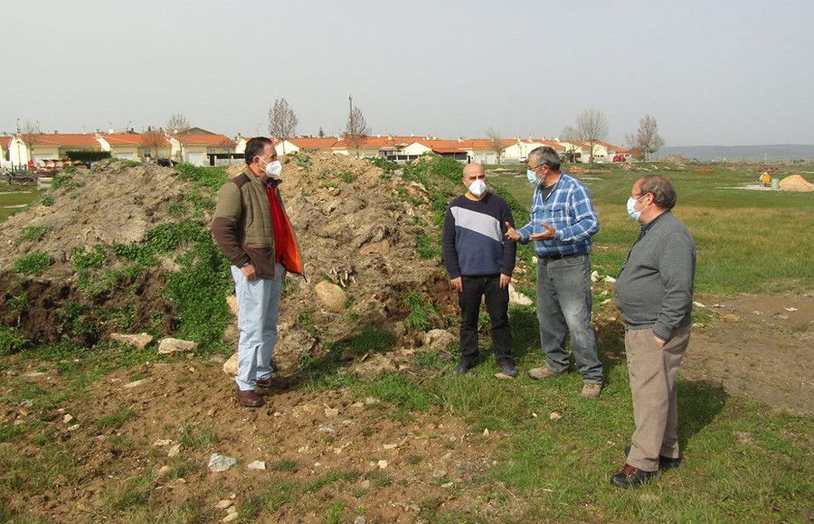 Piden la dimisión del alcalde de Muelas de Pan por “manipulador y nefasto gestor del Ayuntamiento” y por “el abandono de los pueblos del municipio”