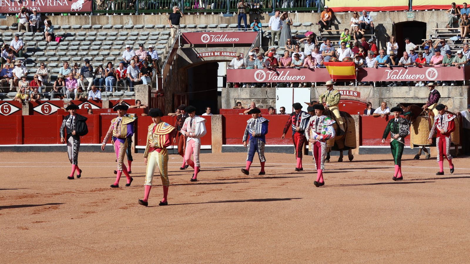 La Glorieta revive el aroma de la feria taurina con el primer festejo: Lea Vicens, Raquel Martín y Olga Casado